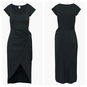 Wilfred
Saturn Shortsleeve Midi Dress Black Size S